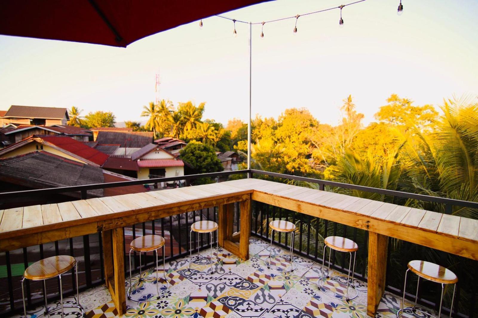 Chanthavong Hostel Luang Prabang Exterior foto
